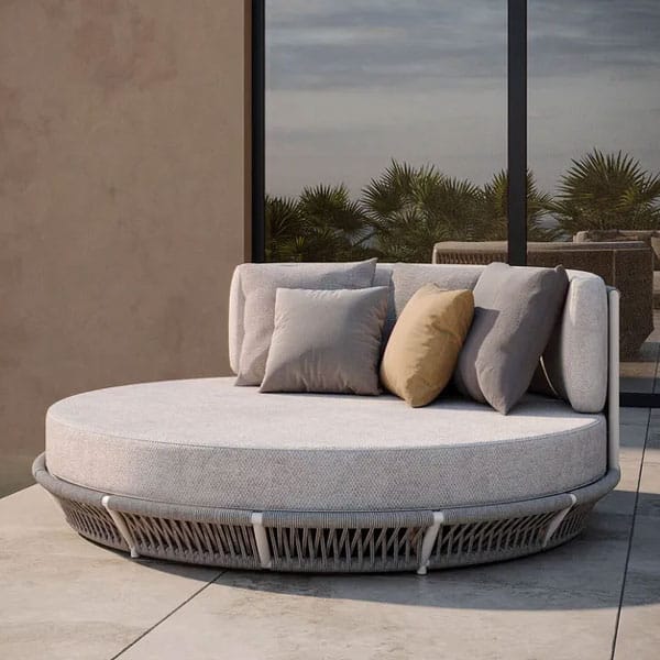 Zovika Elegant Sunbed for Poolside and Gardens - Image 2