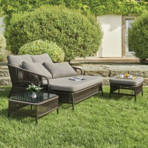 Zovika Outdoor Modern Styled daybed