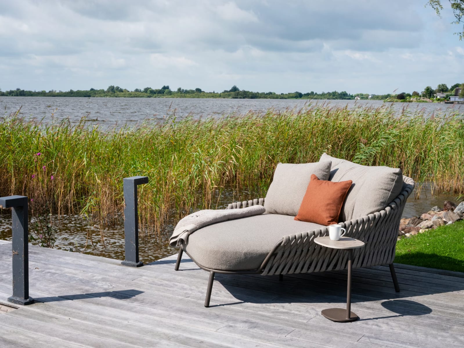 Aranya All Weather Daybed by Zovika