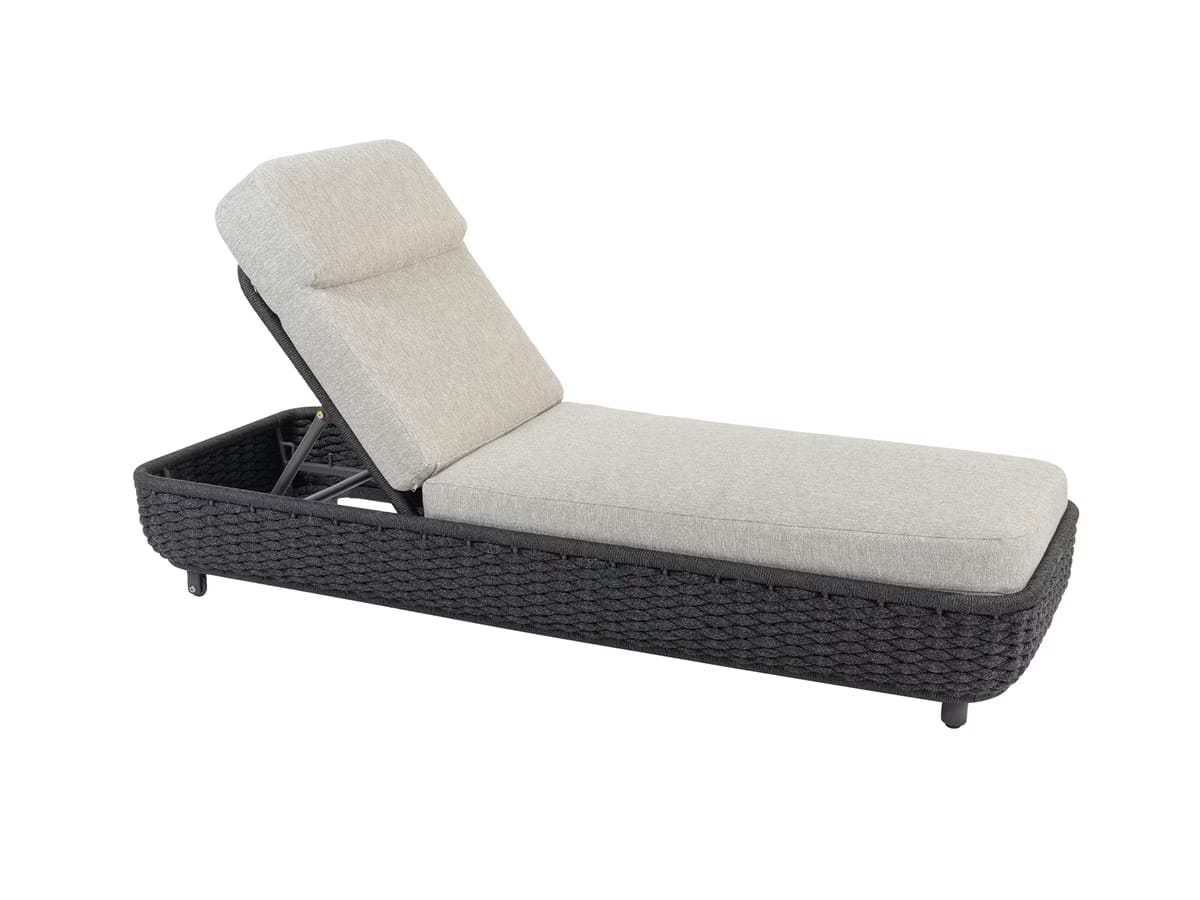 Evara Lounger by Zovika - Image 2