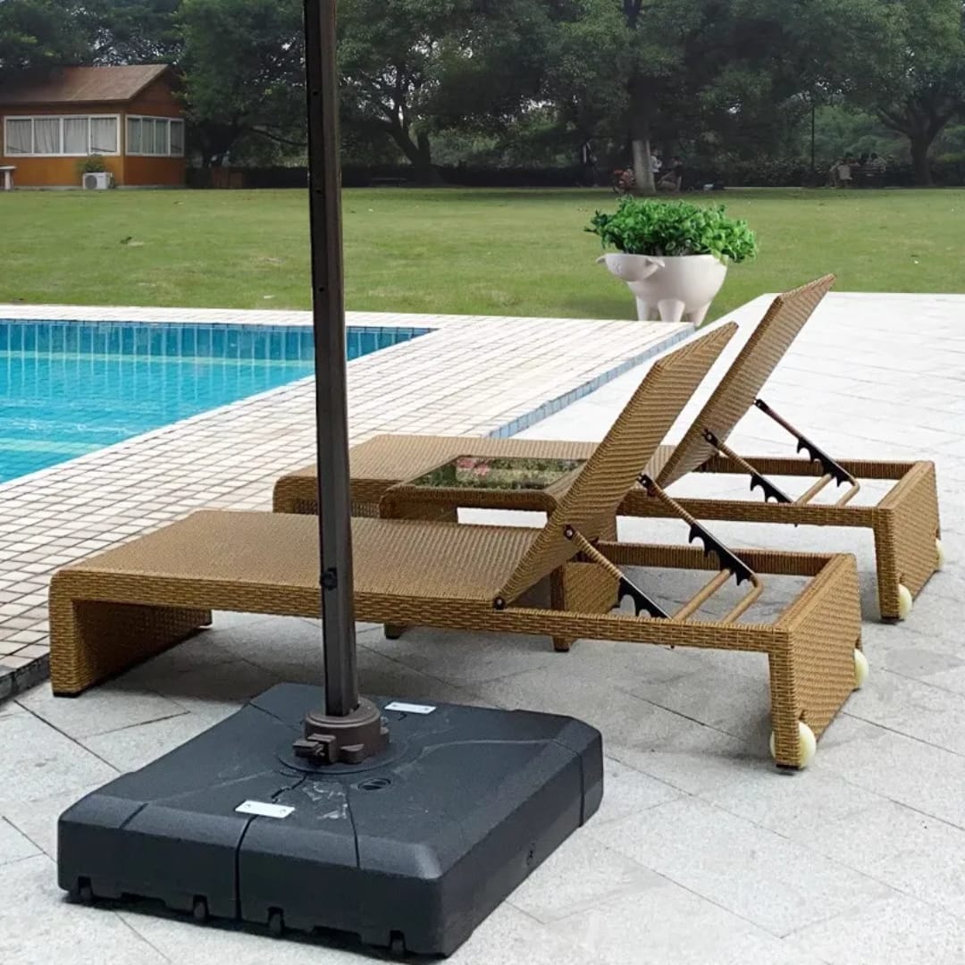 Solara Wicker Outdoor Chaise Lounger - Image 2