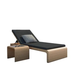 Solara Wicker Outdoor Chaise Lounger