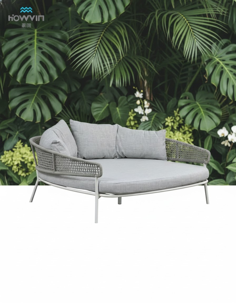 VerdaLuxe All-Weather Resin Wicker Sunbed - Image 3