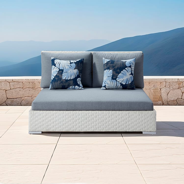 Mysa Daybed by Zovika - Image 2