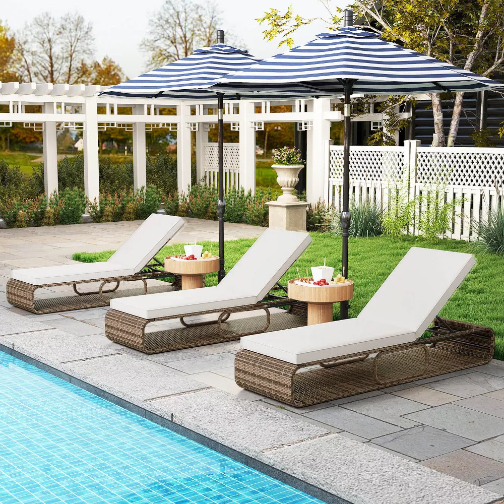 Zovika Poolside Lounger - Image 3